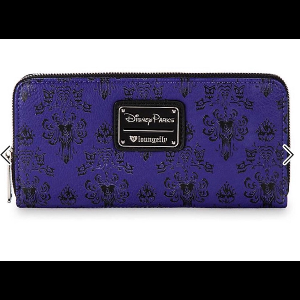 *ISO**** PLEASE HELP!!! I’d love this wallet for a good price!